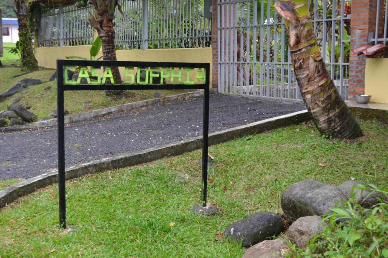 Casa Sophia 3 Listings Apartment 1 Or Apartment 2 Separately Or Apt 1 And 2 Together All With Fo Internet Guápiles Eksteriør billede